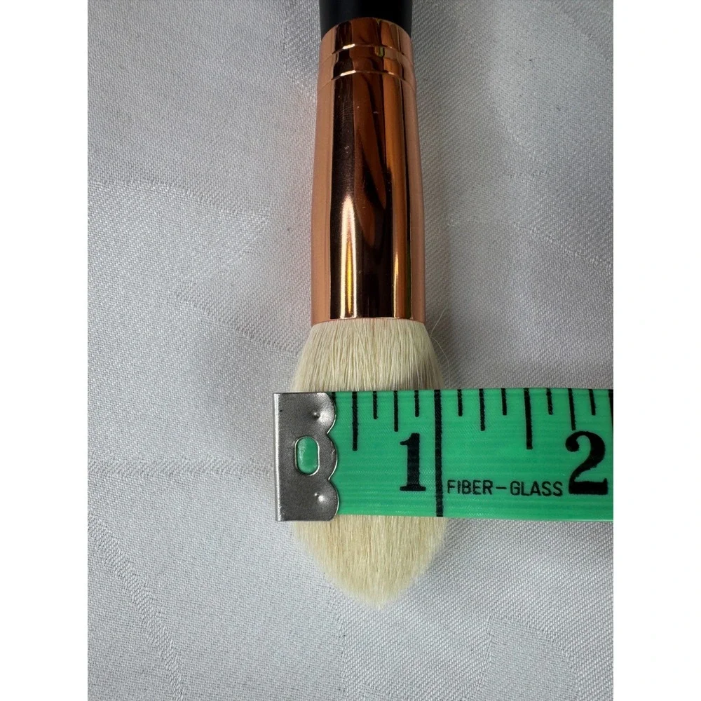 Morphe R1 Deluxe Pointed Powder Brush Rose Gold Collection Black Handle Tapered